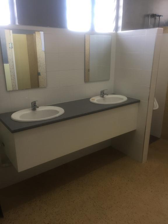 Kingston Se Crown Inn Hotel מראה חיצוני תמונה