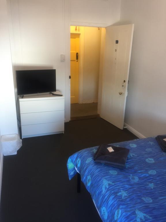 Kingston Se Crown Inn Hotel מראה חיצוני תמונה