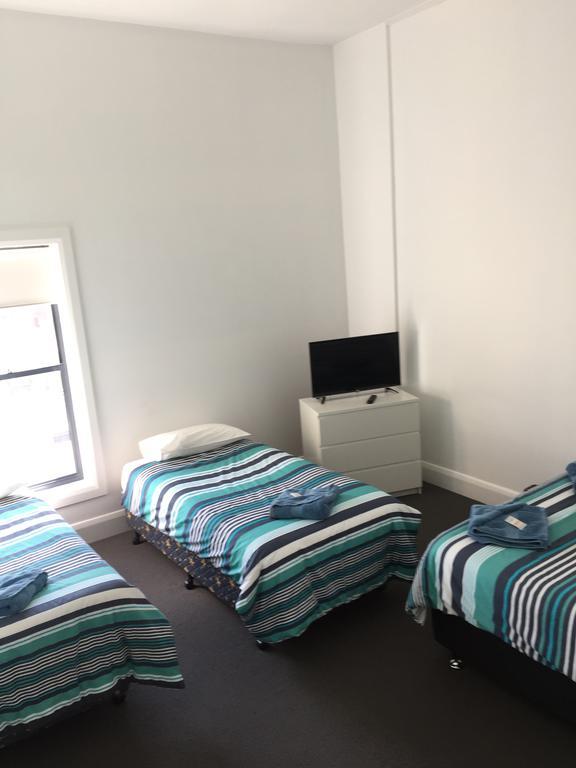 Kingston Se Crown Inn Hotel מראה חיצוני תמונה